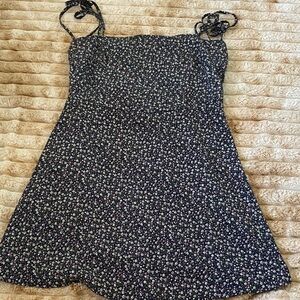 SHEIN Black Floral Maxi Dress